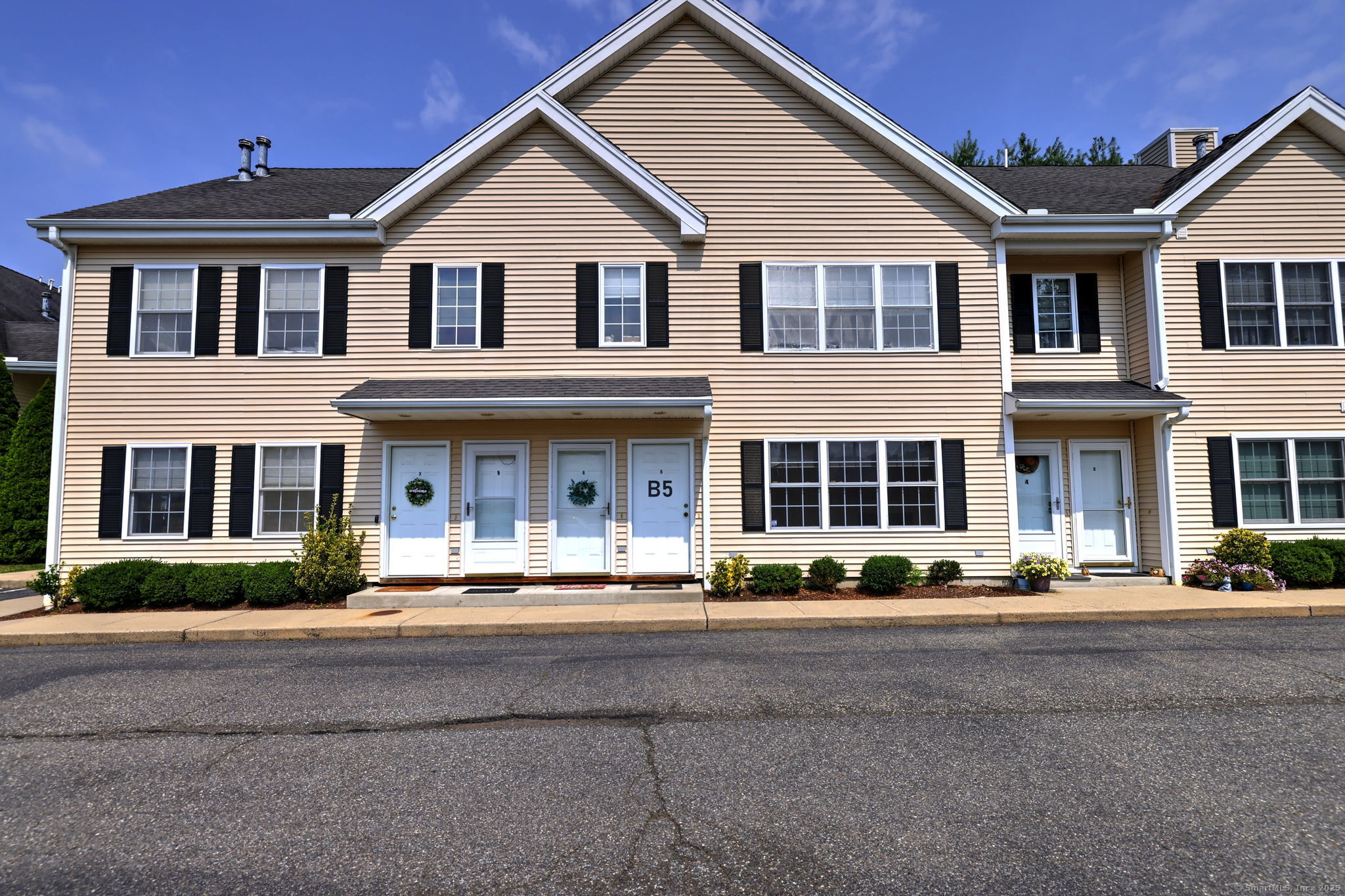 659 West Avenue Milford CT 06461