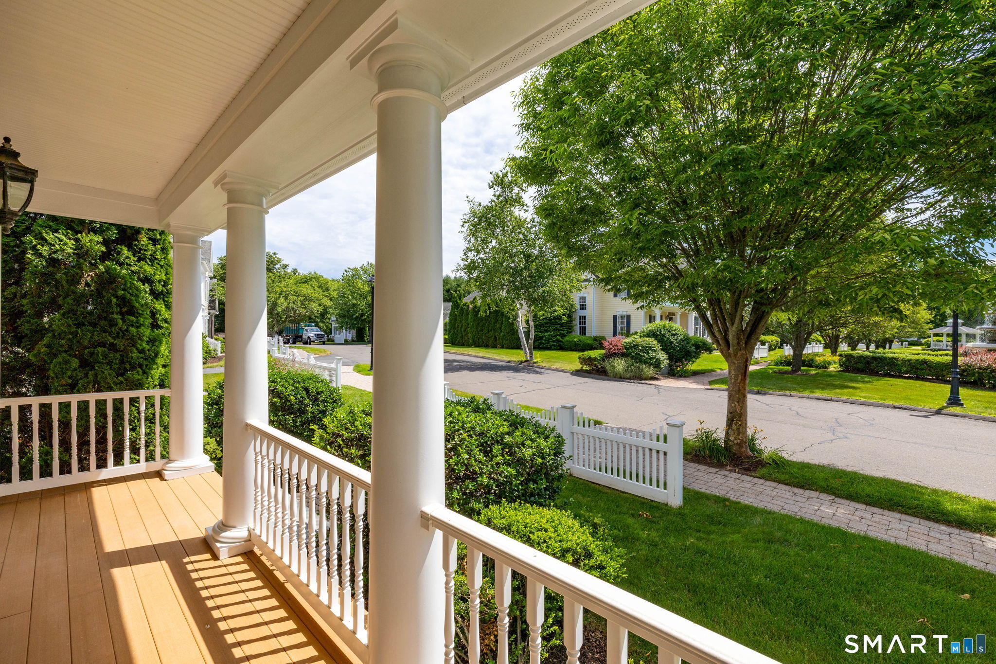 14 Billingsgate Drive Simsbury CT 06070