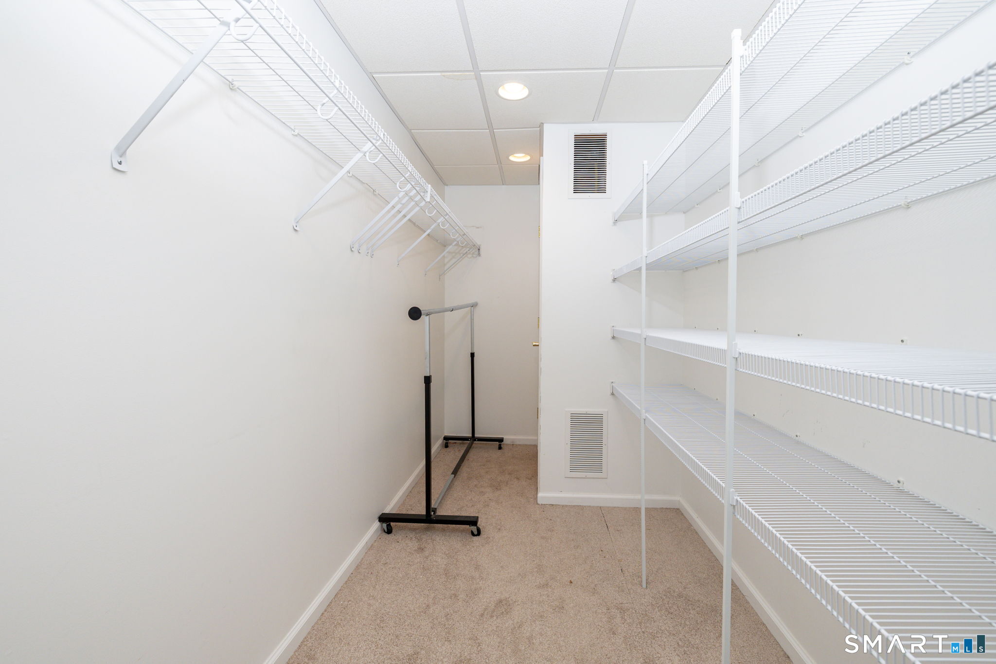 14 Billingsgate Drive Simsbury CT 06070