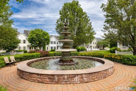 14 Billingsgate Drive Simsbury CT 06070