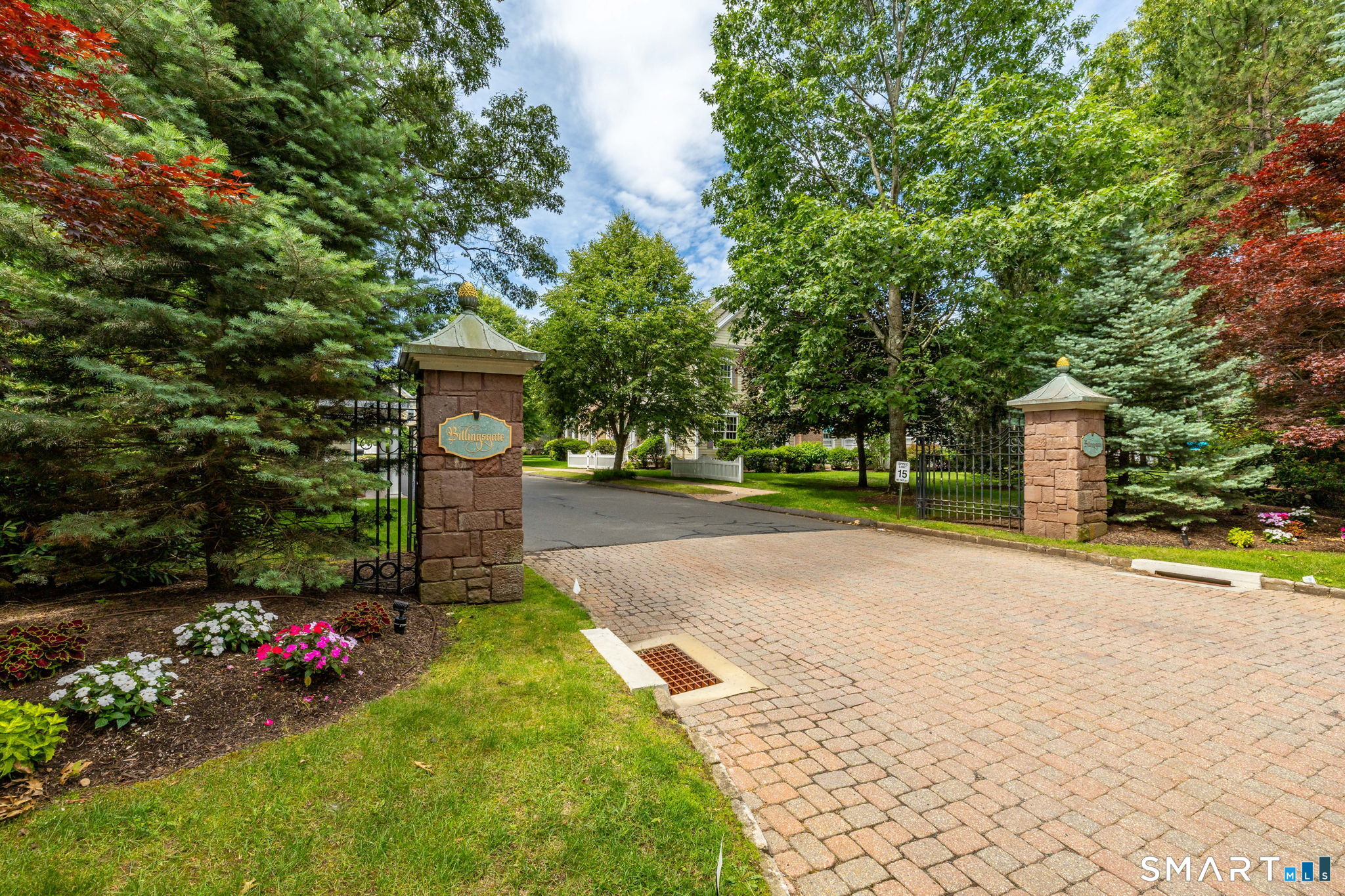 14 Billingsgate Drive Simsbury CT 06070