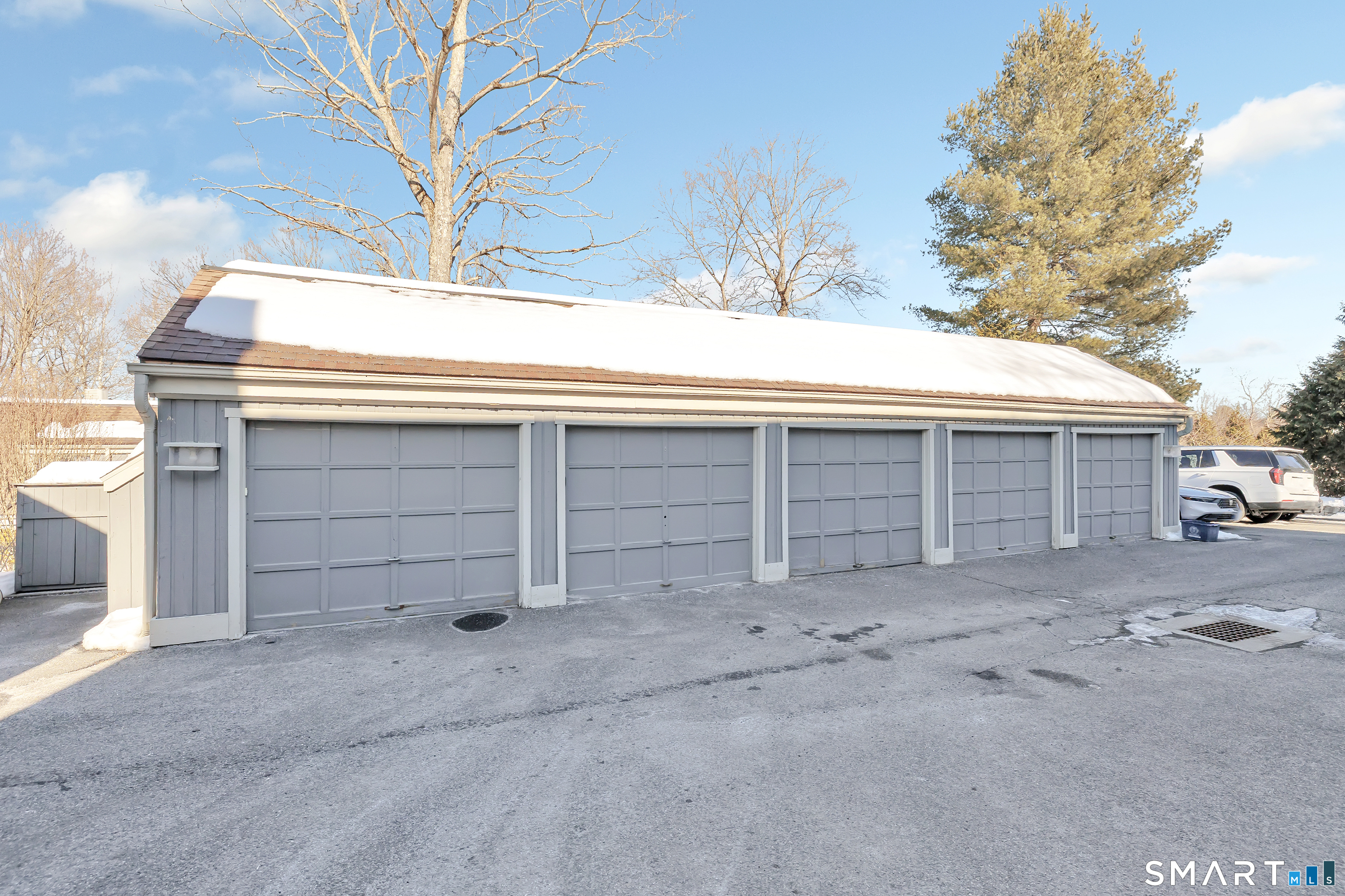 289 Heritage Village Southbury CT 06488