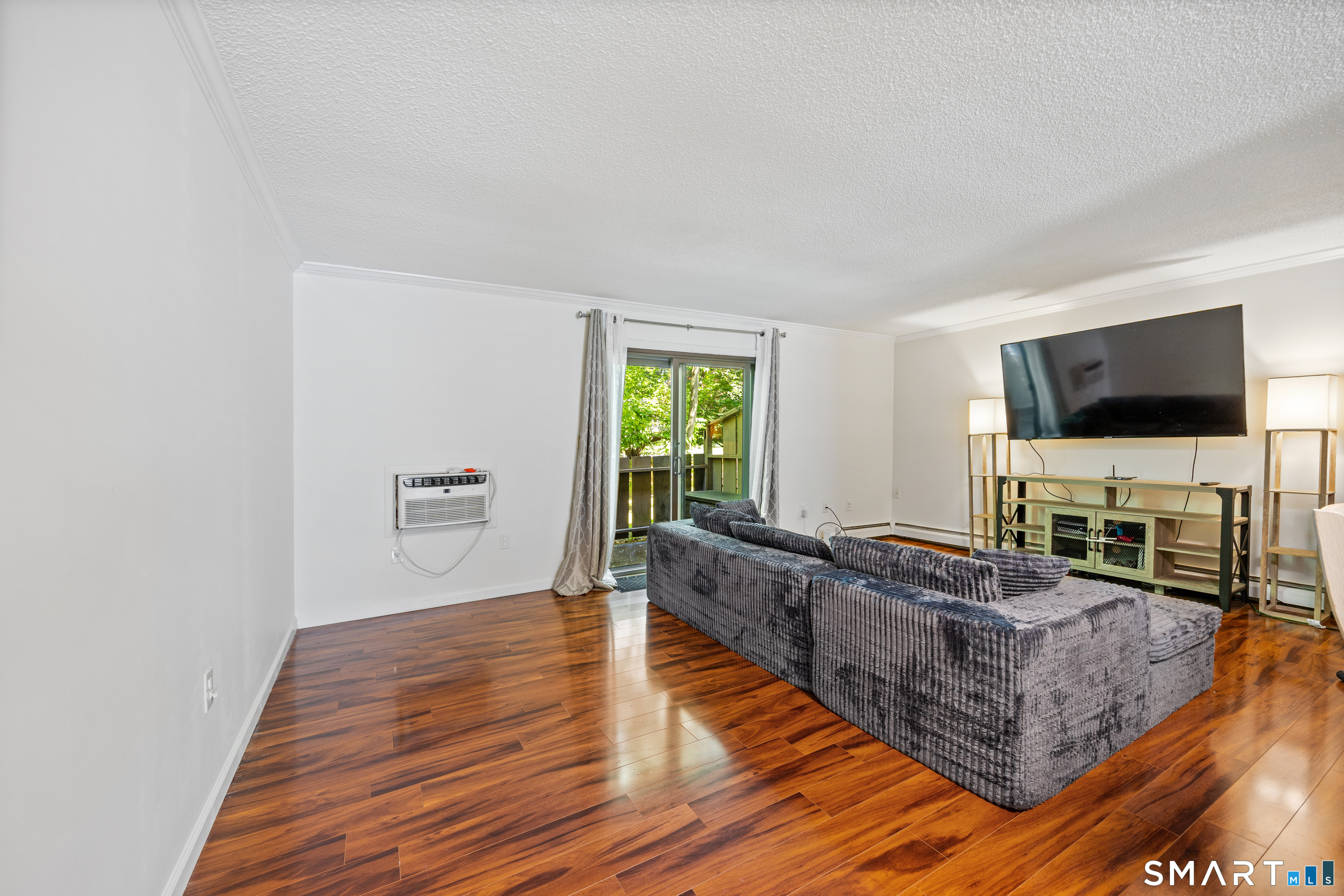 7 Sutton Place Bloomfield CT 06002