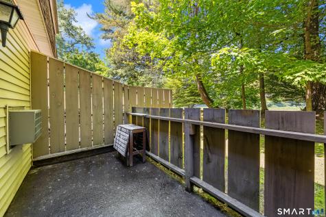 7 Sutton Place Bloomfield CT 06002