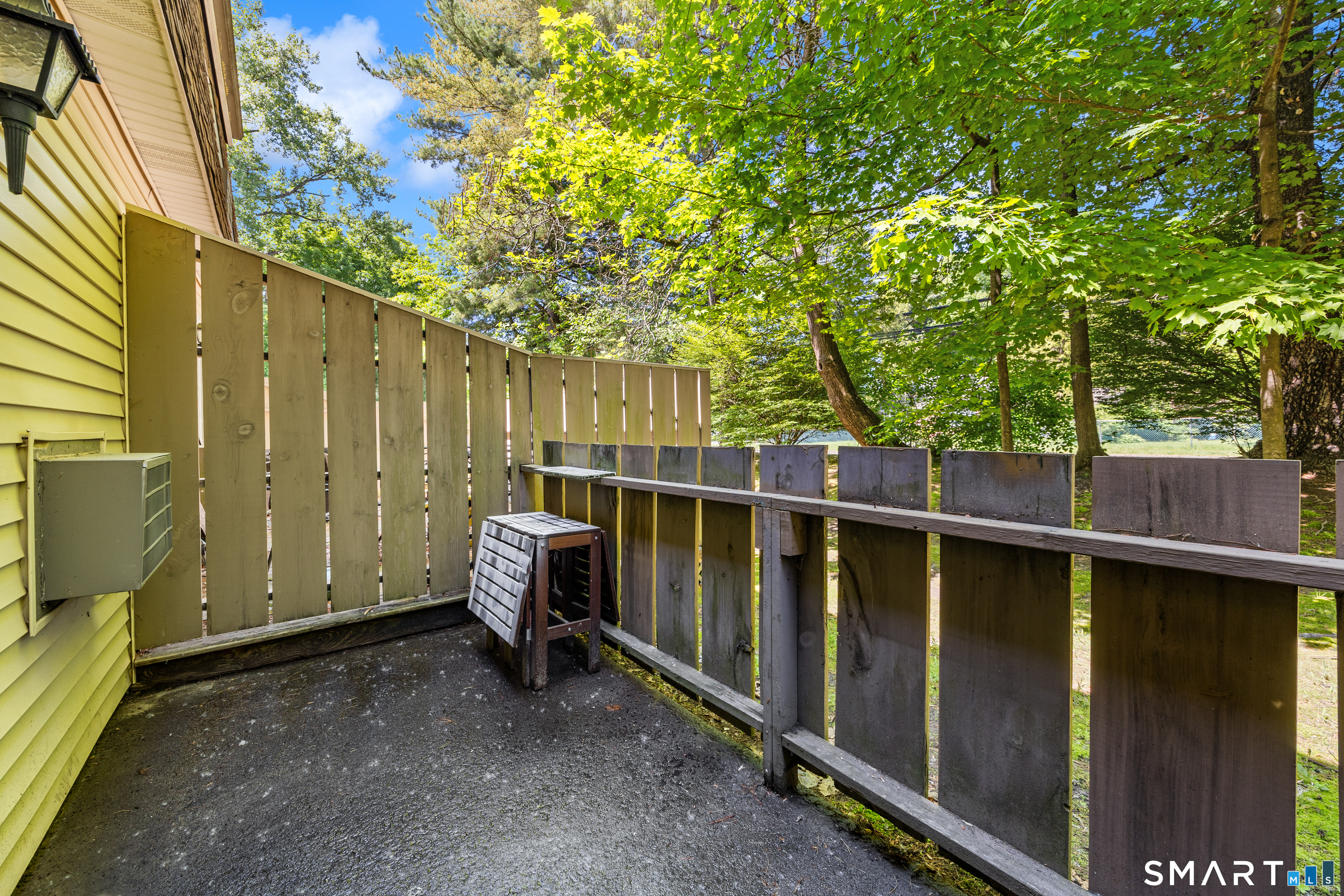 7 Sutton Place Bloomfield CT 06002