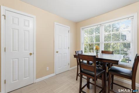 54 Donahue Lane Manchester CT 06042