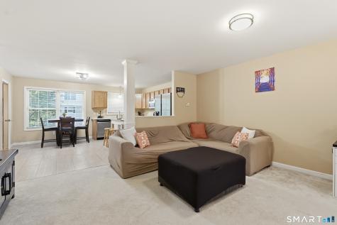 54 Donahue Lane Manchester CT 06042