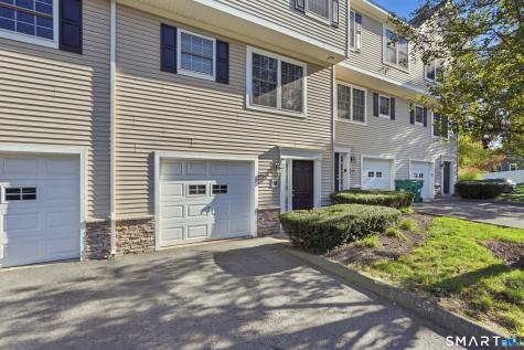 54 Donahue Lane Manchester CT 06042