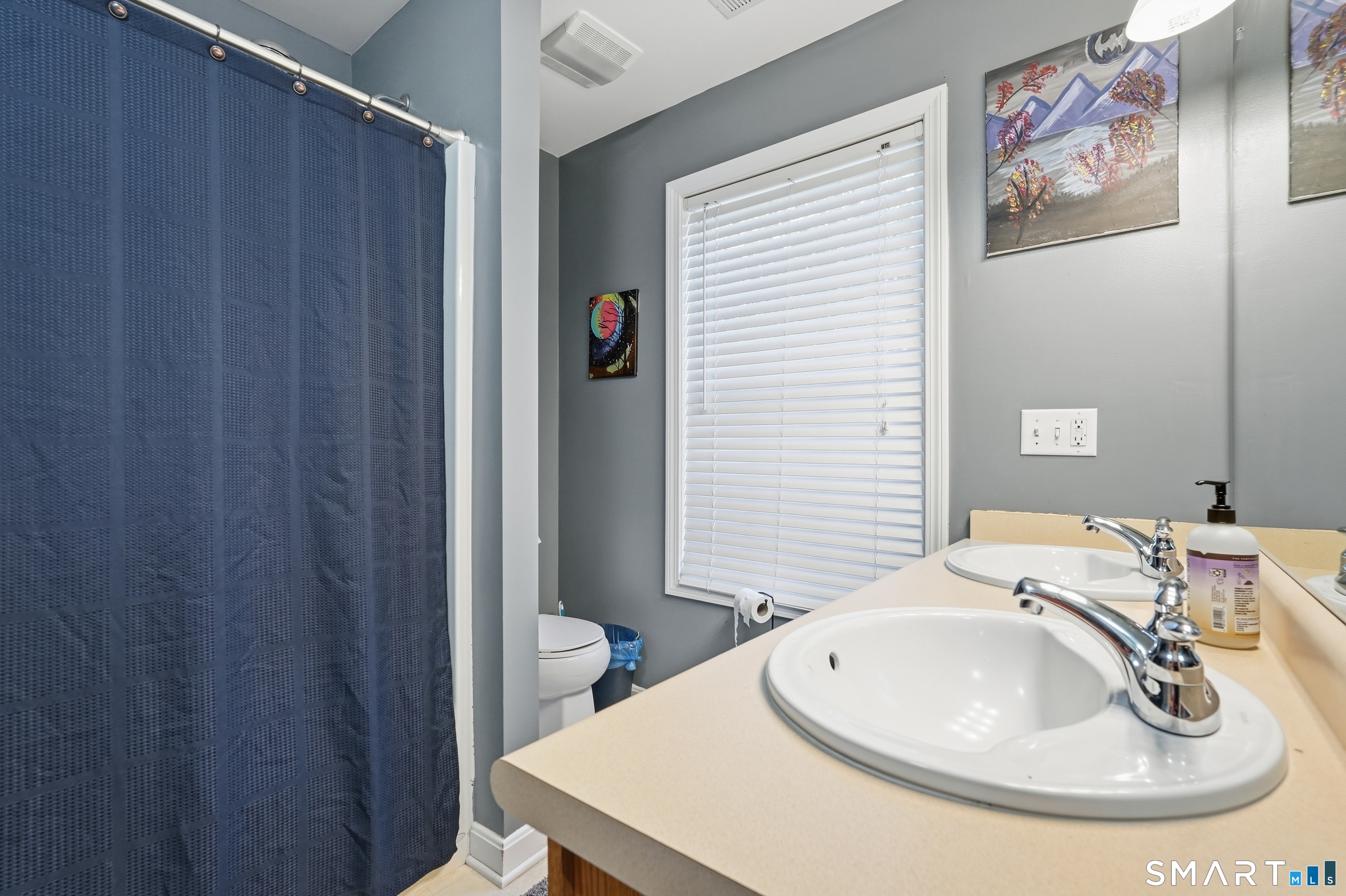 54 Donahue Lane Manchester CT 06042