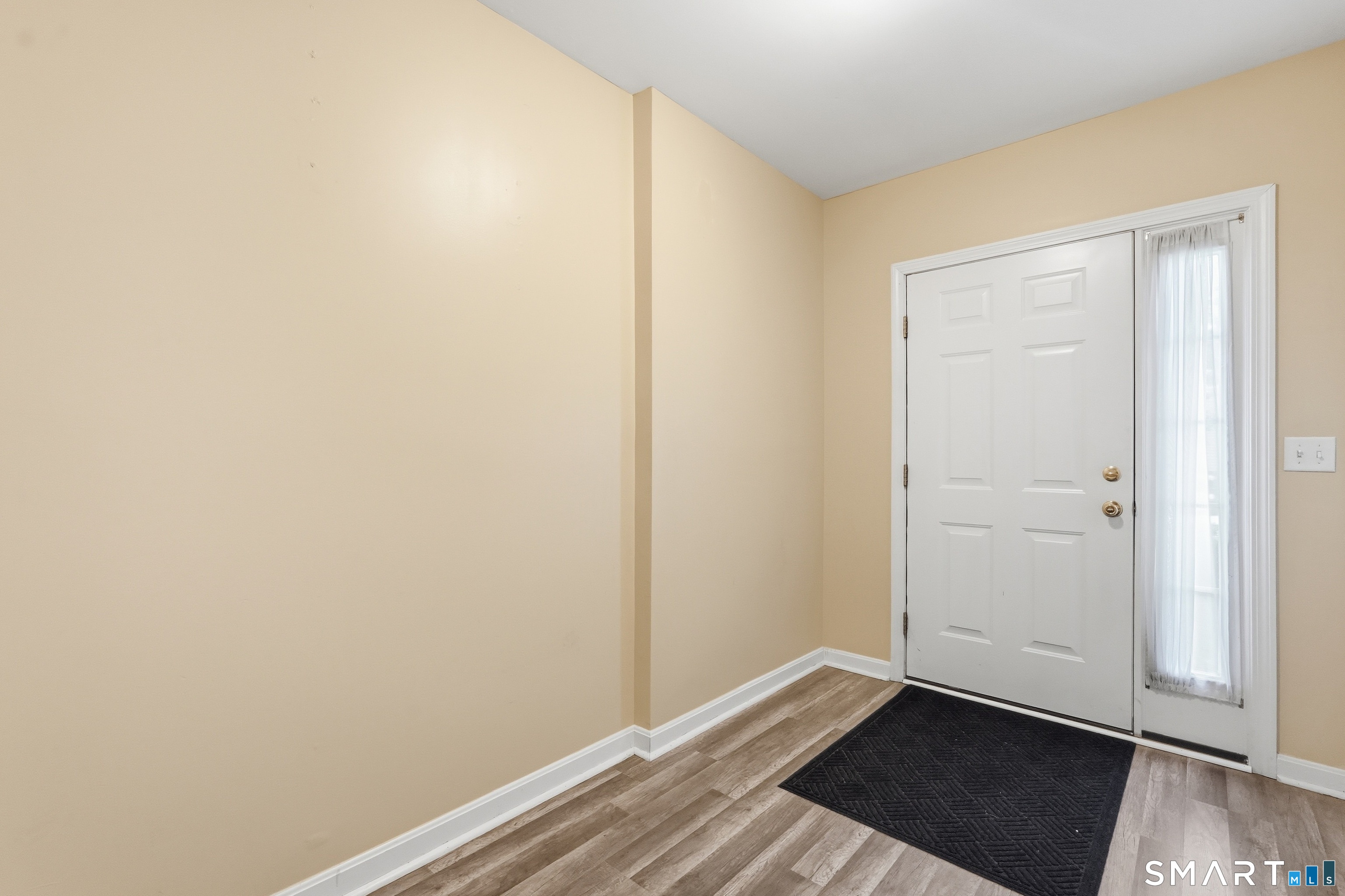 54 Donahue Lane Manchester CT 06042
