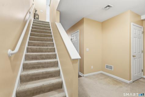 54 Donahue Lane Manchester CT 06042