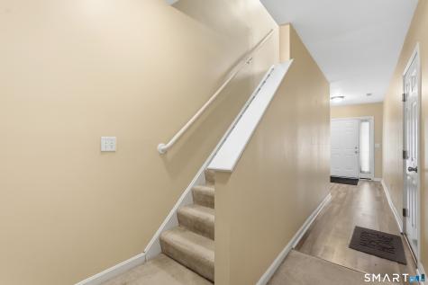 54 Donahue Lane Manchester CT 06042