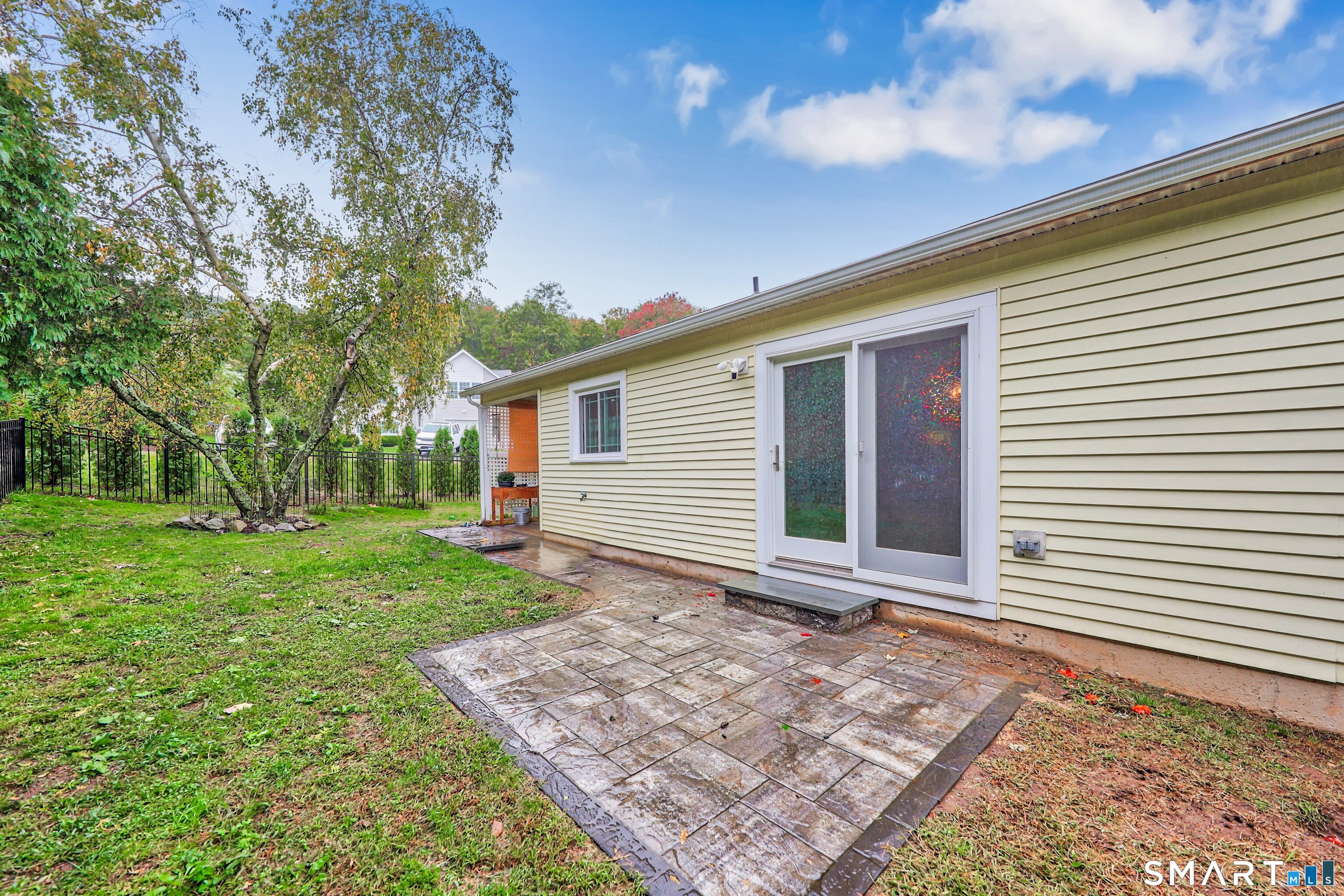 44 Algonquin Way Bristol CT 06010