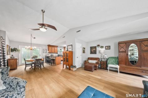 44 Algonquin Way Bristol CT 06010