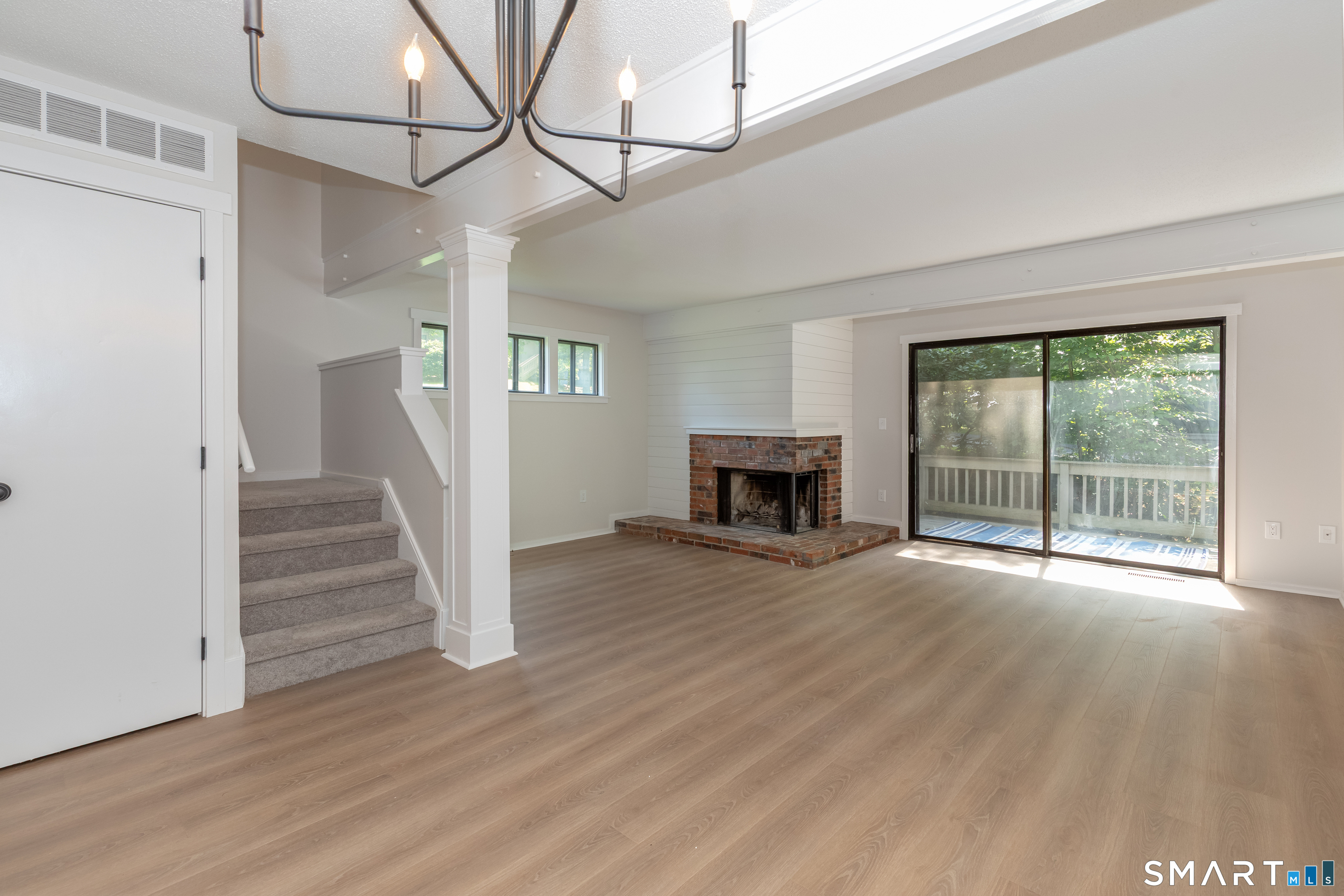 47 Woods Way Woodbury CT 06798