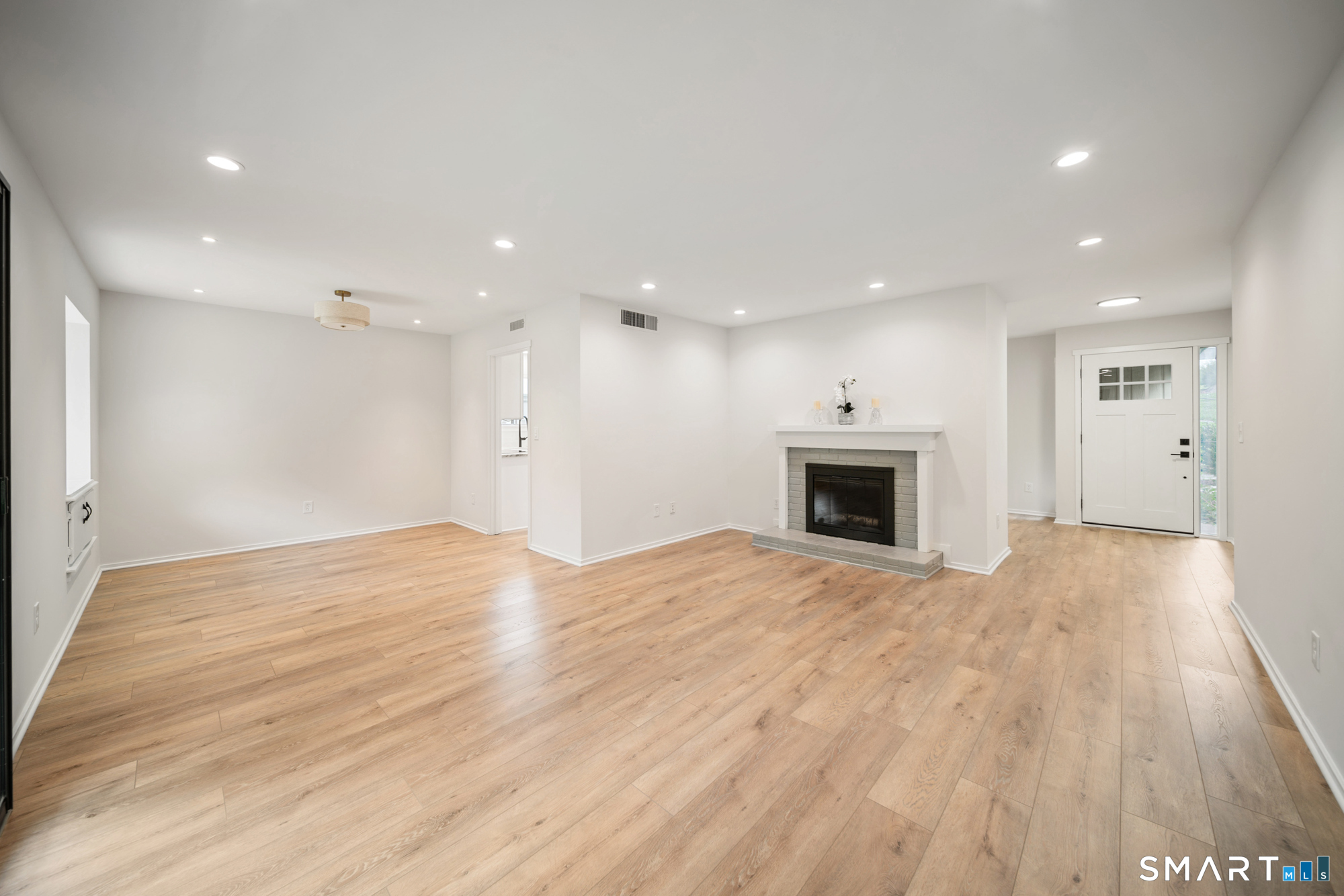 318 Heritage Village Southbury CT 06488