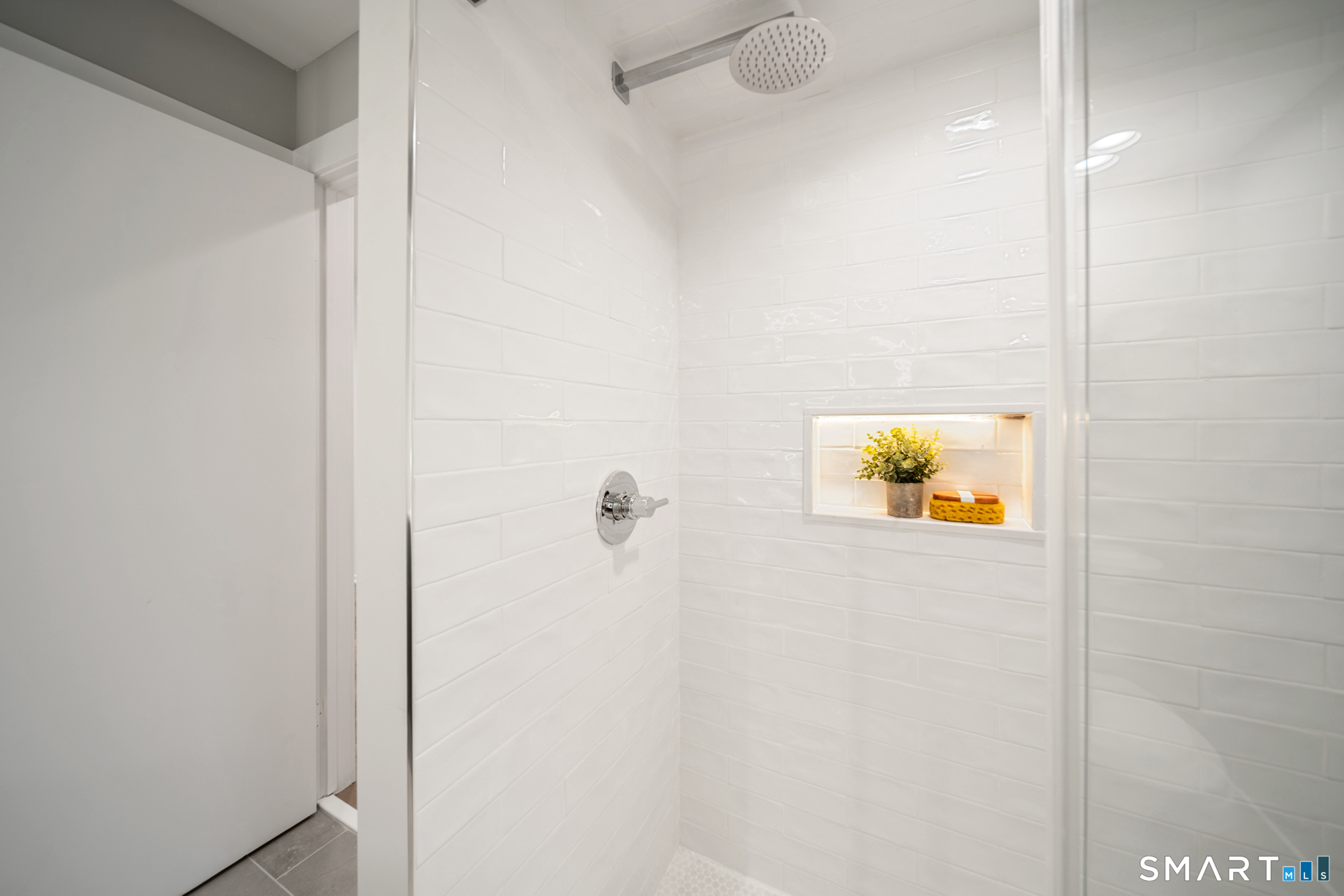 318 Heritage Village Southbury CT 06488