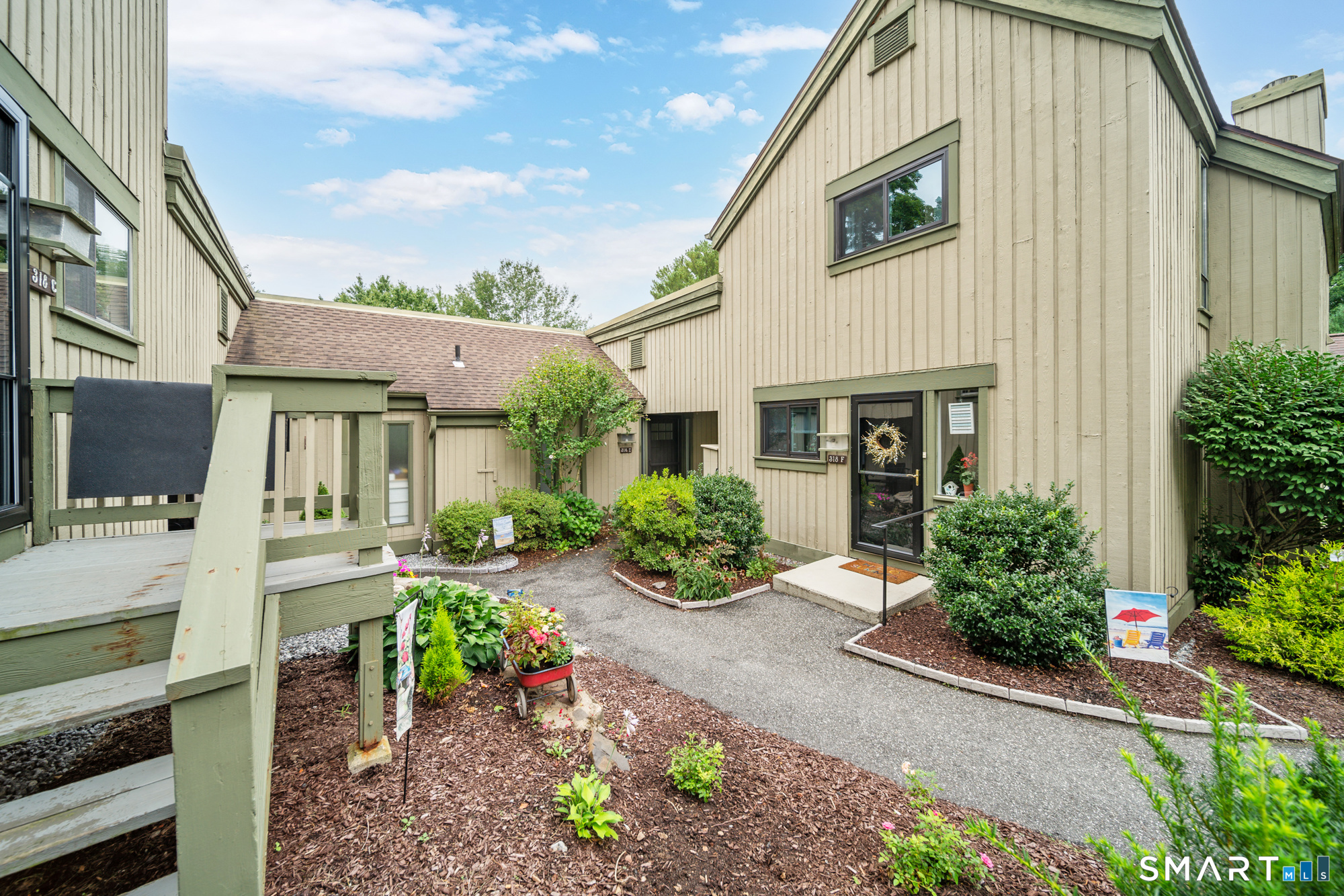 318 Heritage Village Southbury CT 06488
