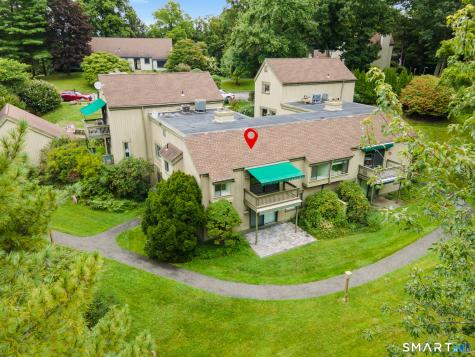 318 Heritage Village Southbury CT 06488