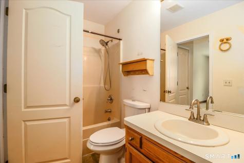 3 Glen Ridge Court New Milford CT 06776