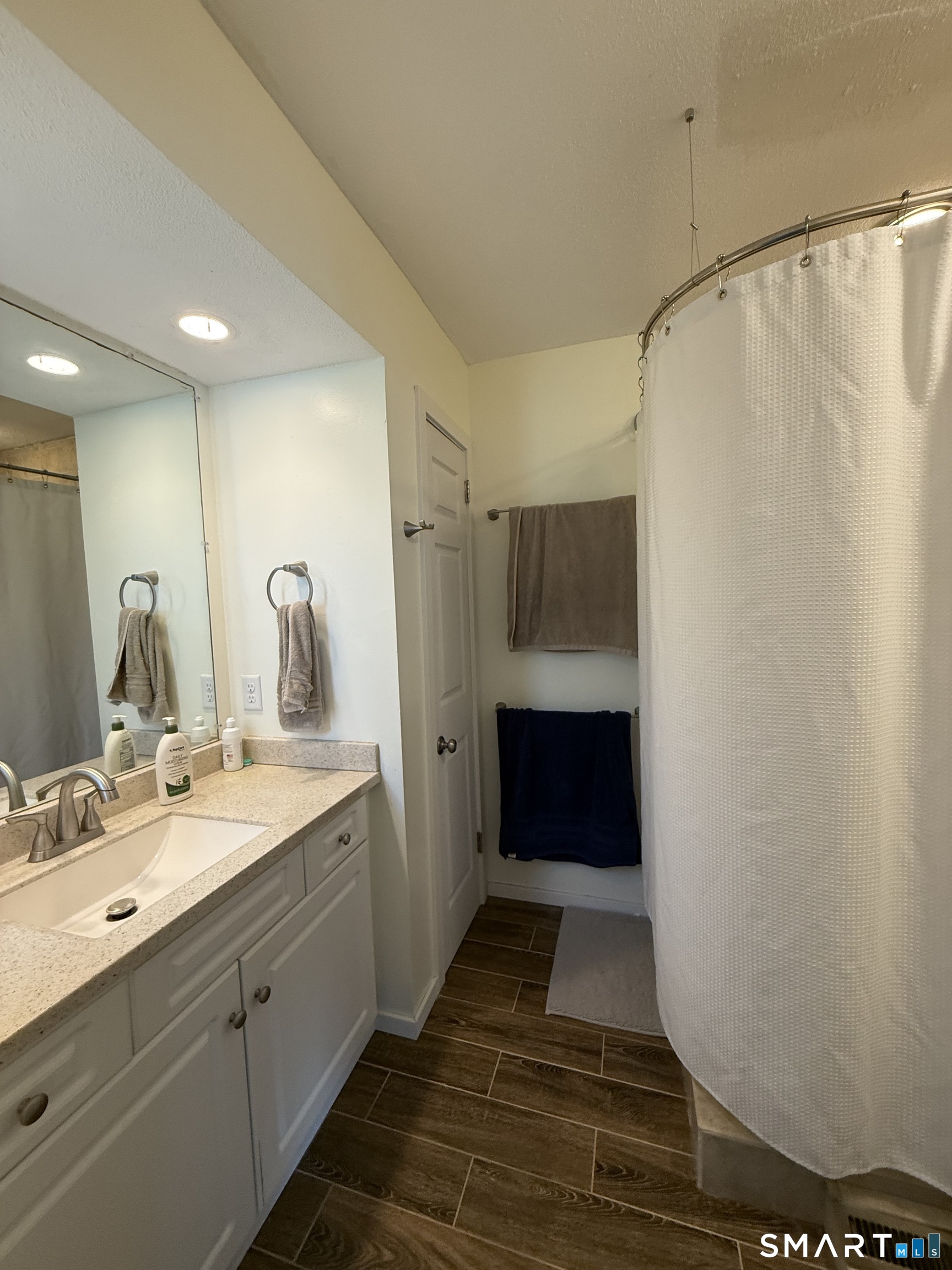 14 Heather Court Woodbury CT 06798