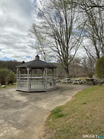 14 Heather Court Woodbury CT 06798