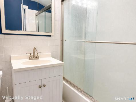 1644 Farmington Avenue Farmington CT 06085