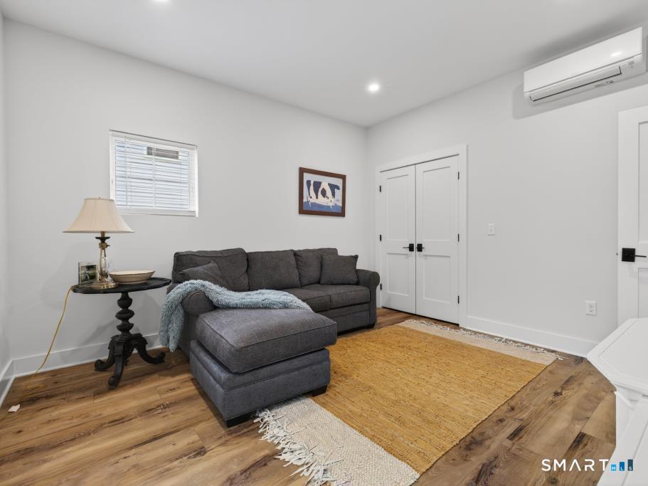 138 Boston Post Road East Lyme CT 06333