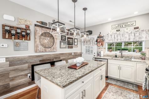 29 Heron View Road New Fairfield CT 06812