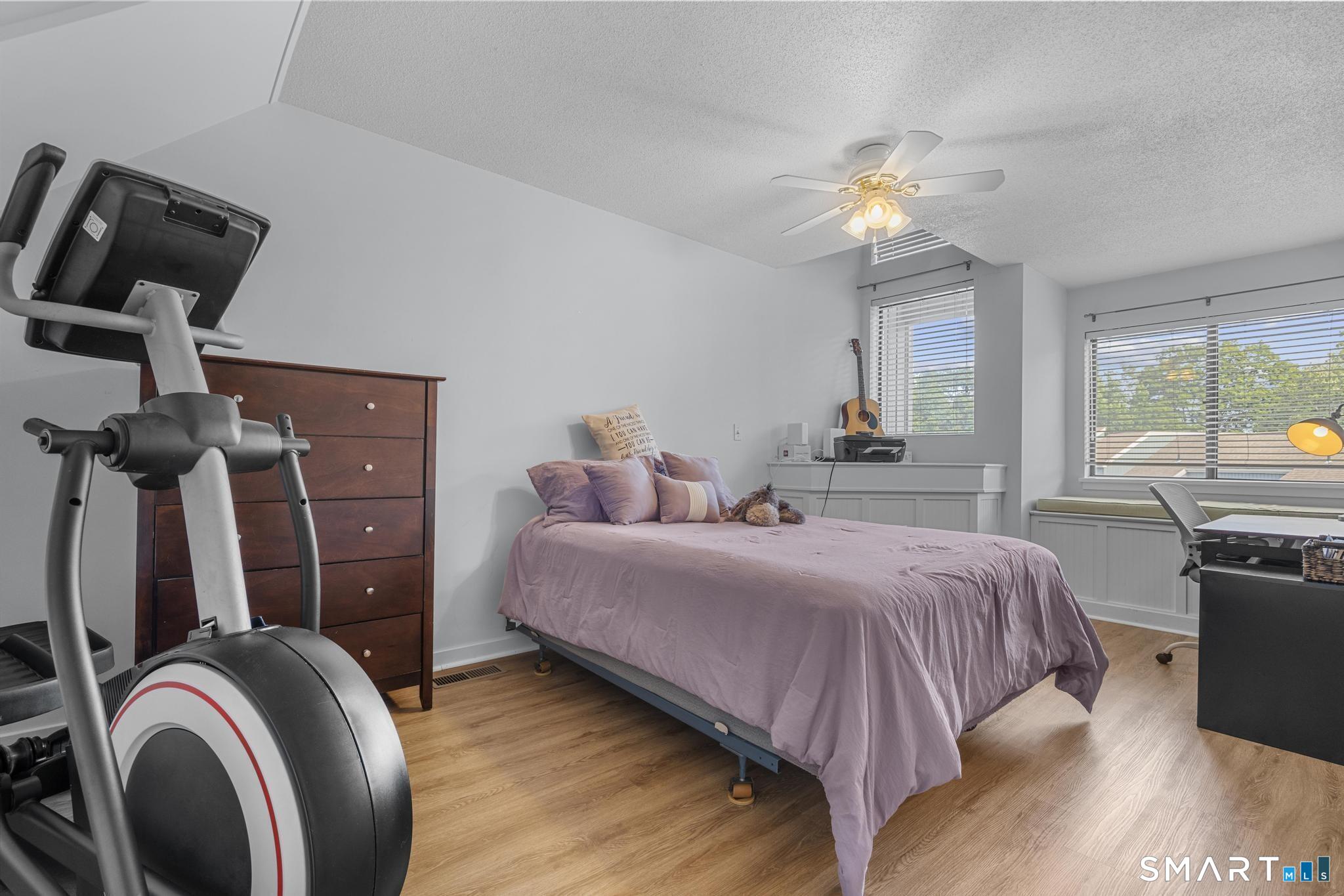 264 Sunwood Drive Shelton CT 06484