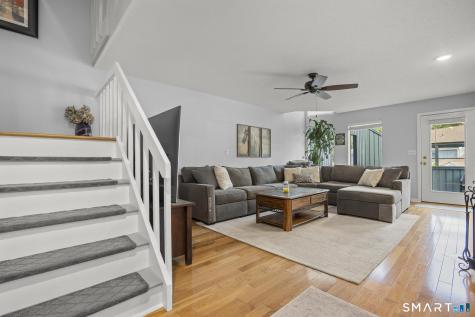 264 Sunwood Drive Shelton CT 06484