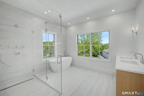 124 Forest Street New Canaan CT 06840