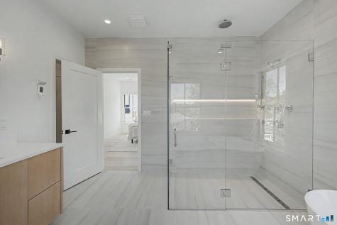124 Forest Street New Canaan CT 06840