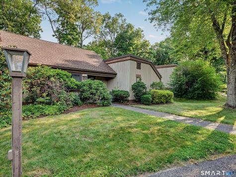 626 Heritage Village Southbury CT 06488