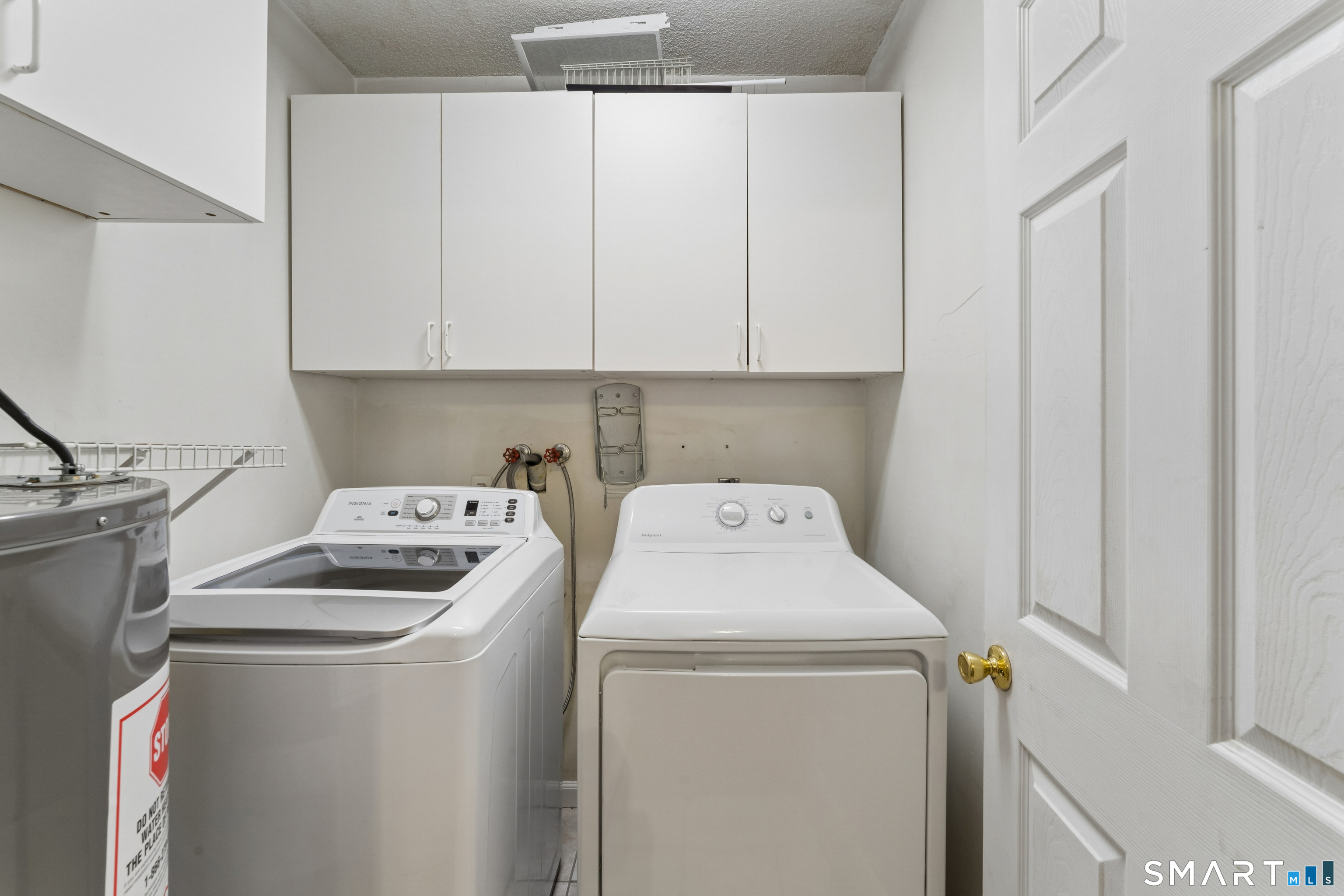 25 Padanaram Road Danbury CT 06811