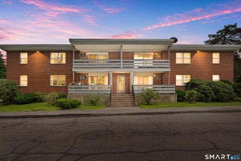 104 Oakwood Avenue West Hartford CT 06119