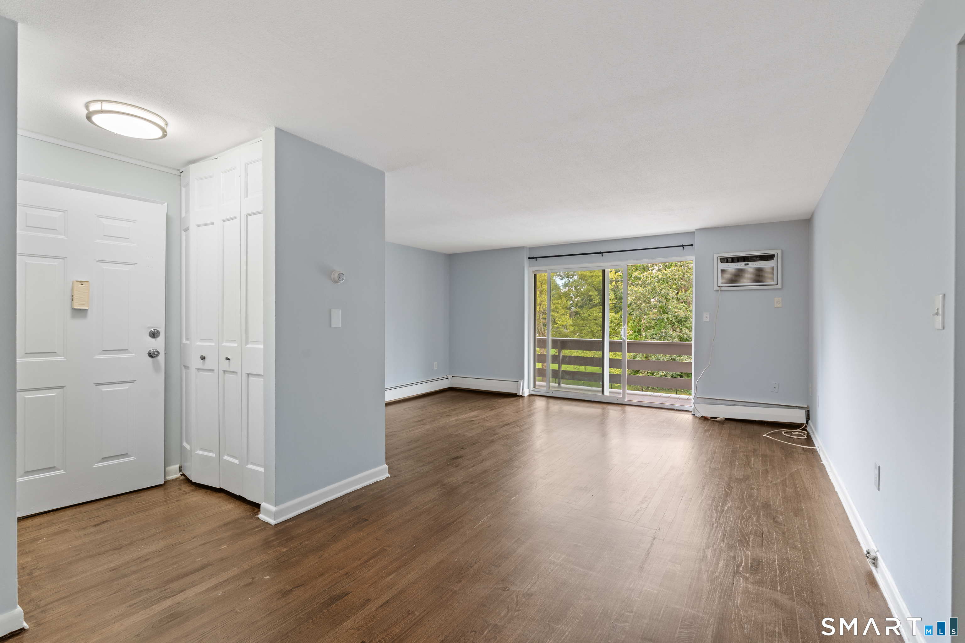 104 Oakwood Avenue West Hartford CT 06119