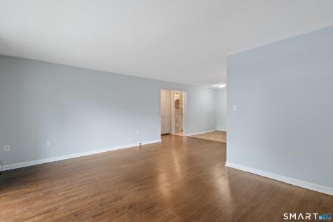 104 Oakwood Avenue West Hartford CT 06119