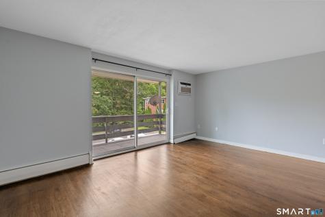 104 Oakwood Avenue West Hartford CT 06119