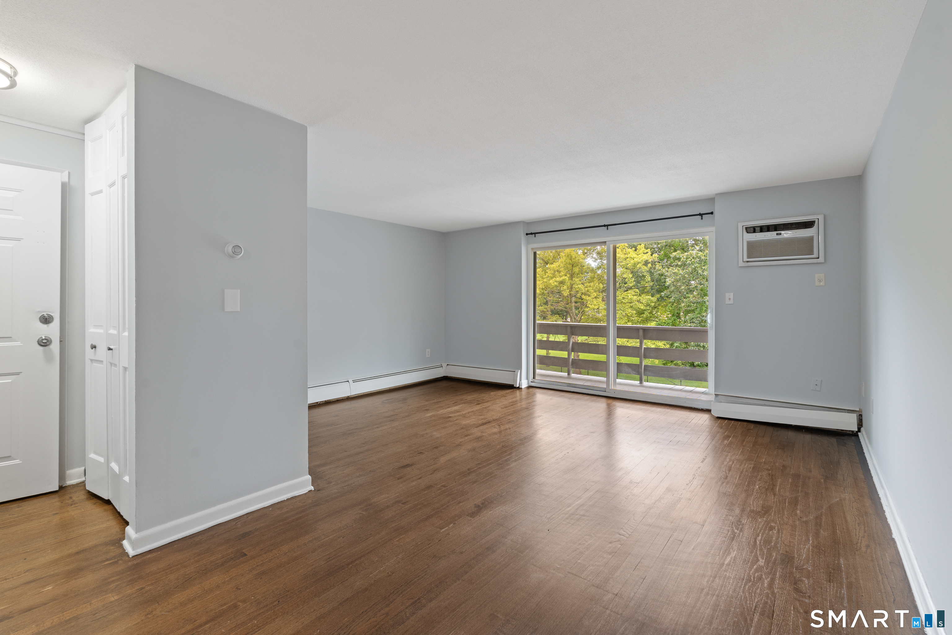 104 Oakwood Avenue West Hartford CT 06119