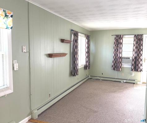 28 Singer Court Stratford CT 06614