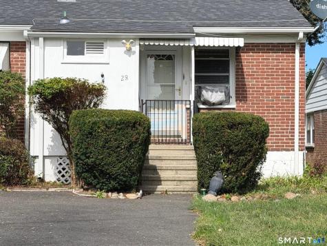 28 Singer Court Stratford CT 06614