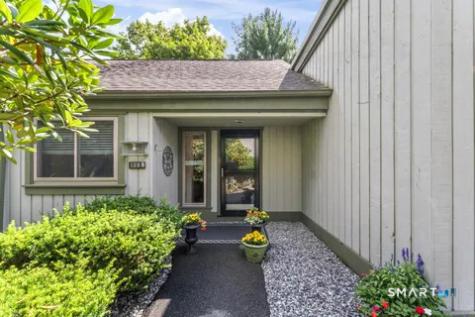 139 Heritage Village Southbury CT 06488