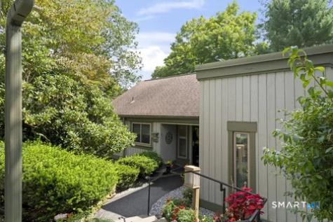 139 Heritage Village Southbury CT 06488