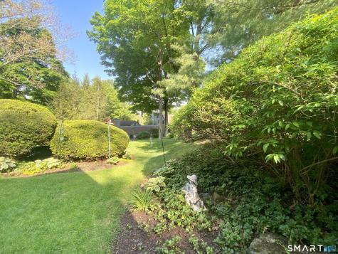 139 Heritage Village Southbury CT 06488