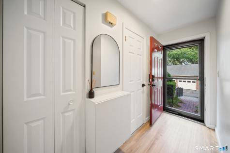 5 Danforth Lane West Hartford CT 06110