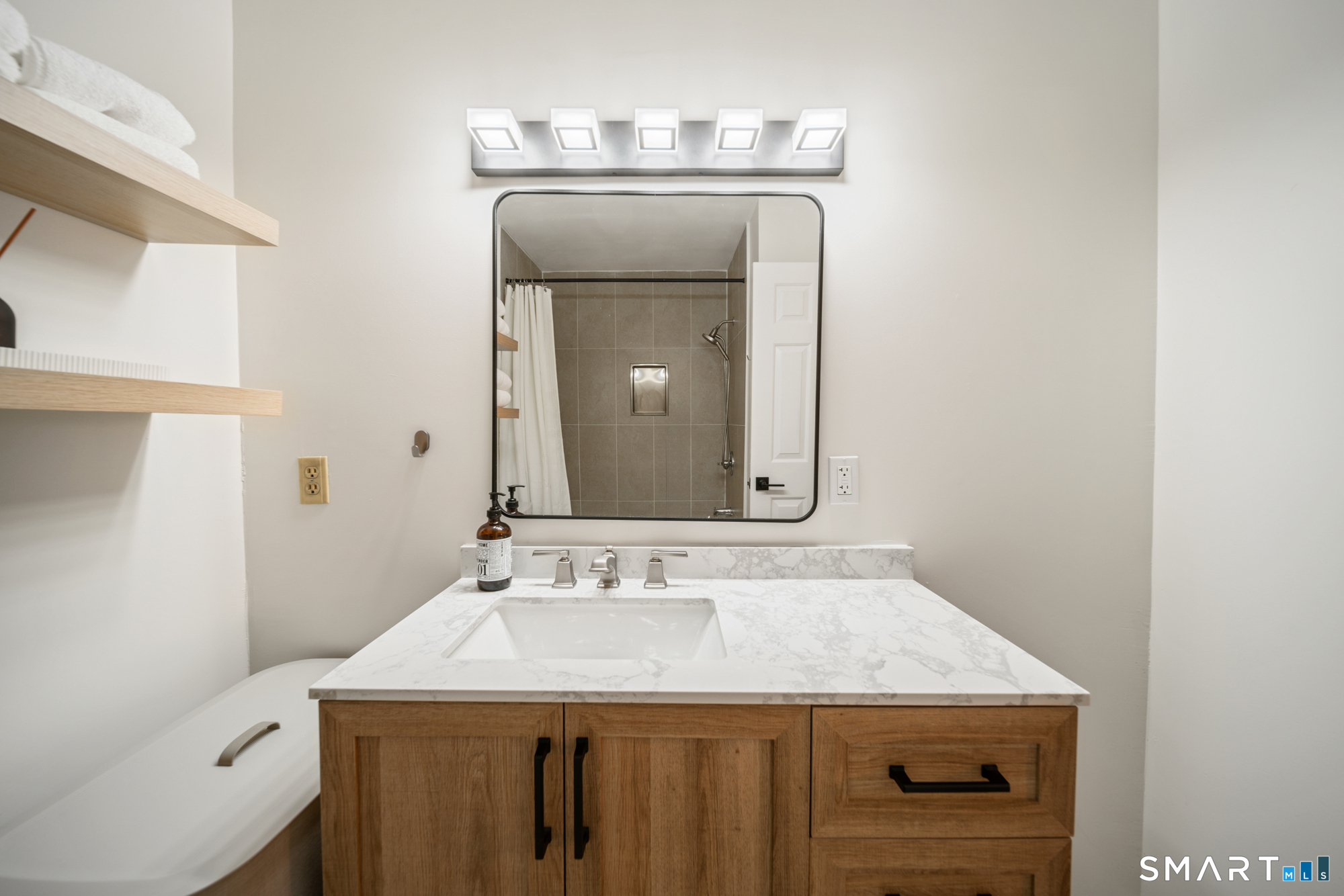 5 Danforth Lane West Hartford CT 06110