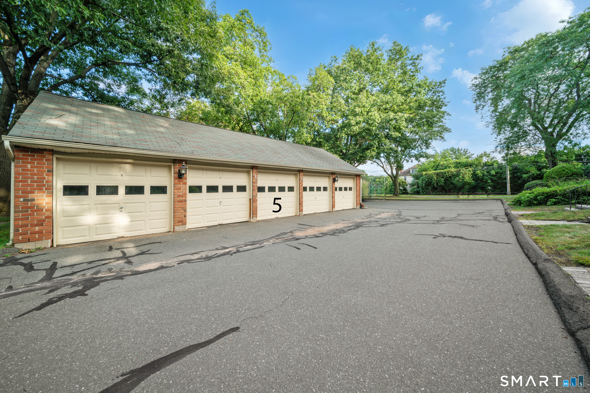 5 Danforth Lane West Hartford CT 06110