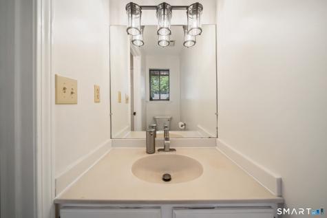 5 Danforth Lane West Hartford CT 06110
