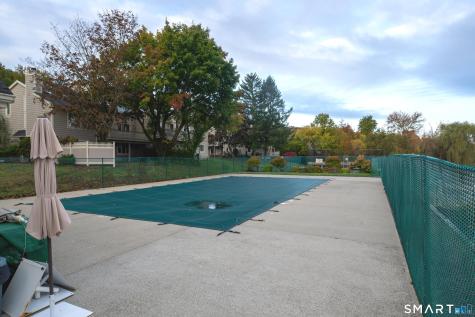 12 Boulevard Drive Danbury CT 06810